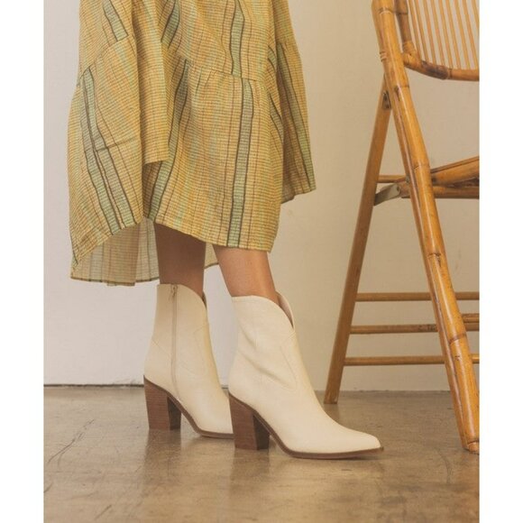 OASIS SOCIETY Harmony - Two Panel Western women Booties - Picture 7 of 7